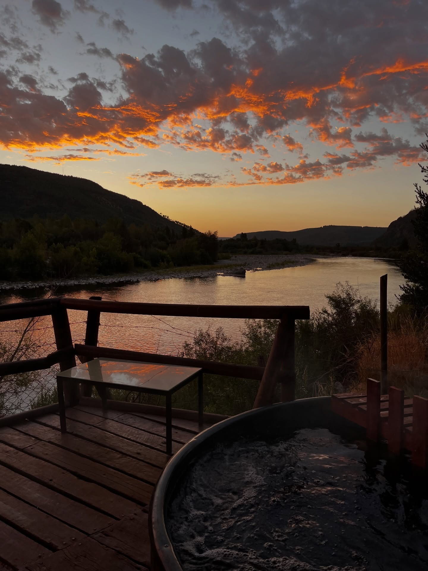 Atardecer desde la tinaja junto al río